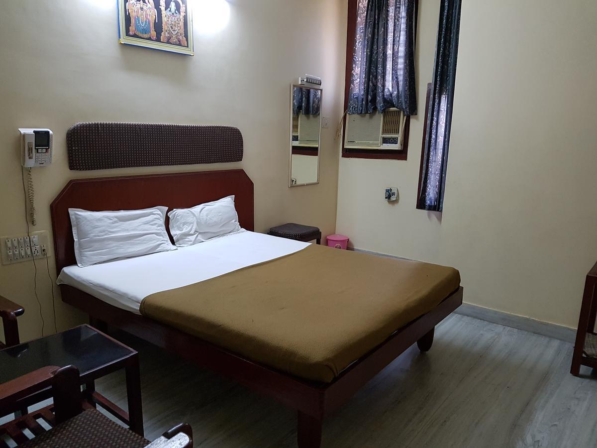 فندق Sri Sai Residency تيروباتي المظهر الخارجي الصورة
