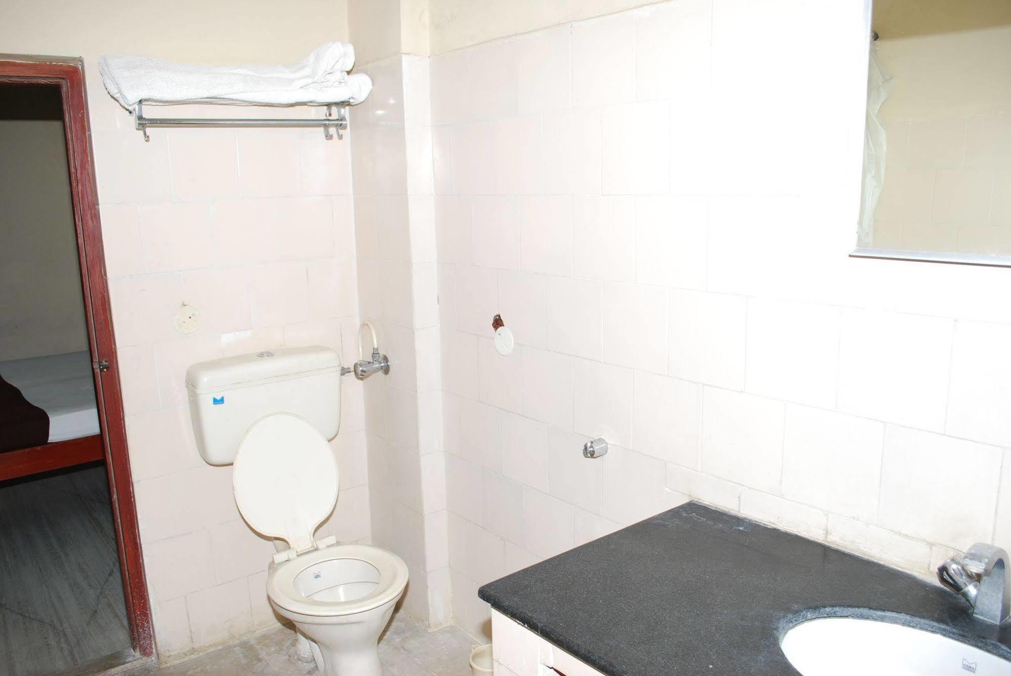 فندق Sri Sai Residency تيروباتي المظهر الخارجي الصورة